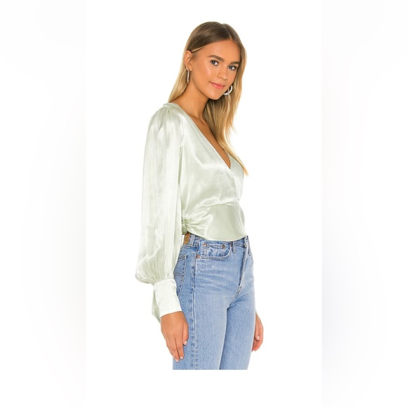 Bardot opal blouse- pistachio - Picture 3 of 9